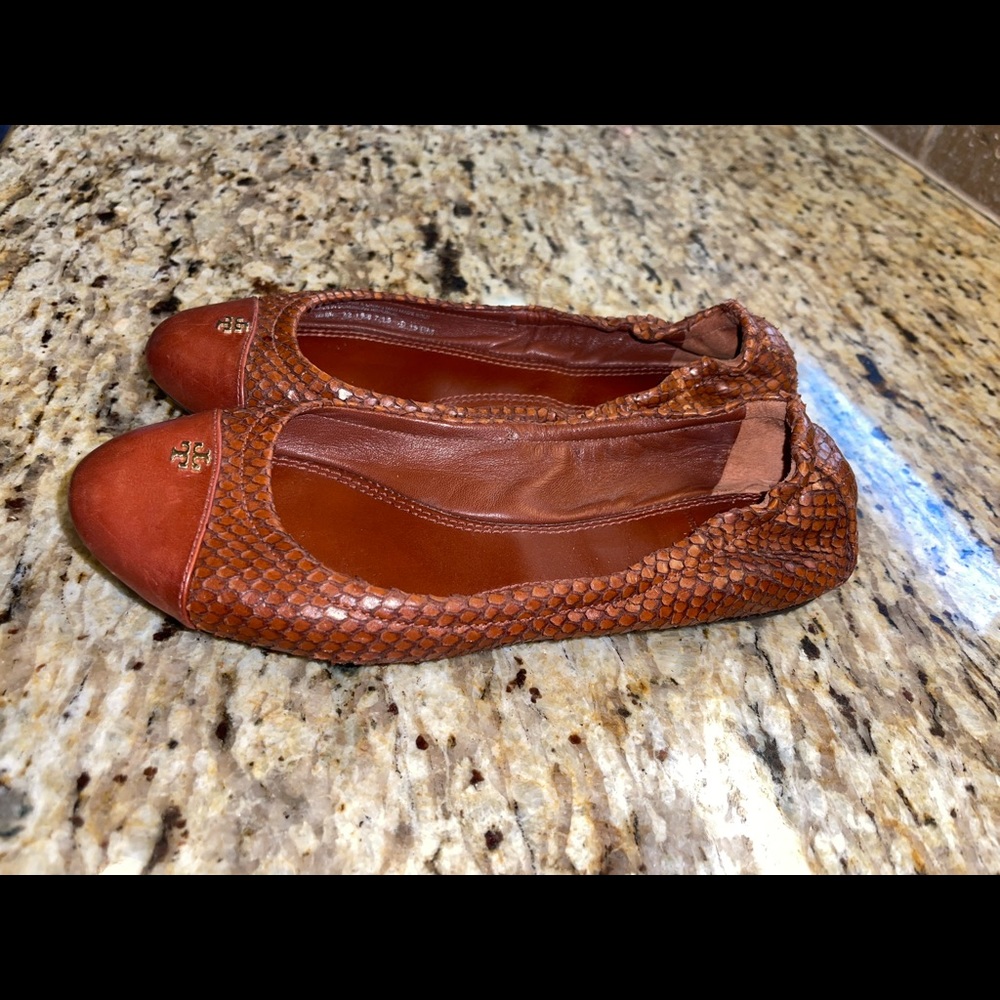 Tory Burch York Brown Leather Python Scale Cap To… - image 2